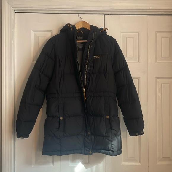 L.L.Bean Women's Mountain Classic Down Parka Winter Coat Black Insulated Small - Picture 2 of 16